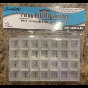 New!!! “Dependable” (7) Day Pill Organizer with Removable Daily Compartments.